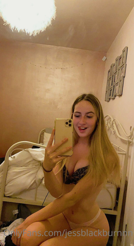 Jess Blackburn star perfect pictures