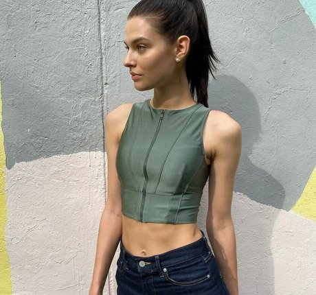 Sasha Zotova model hot pictures