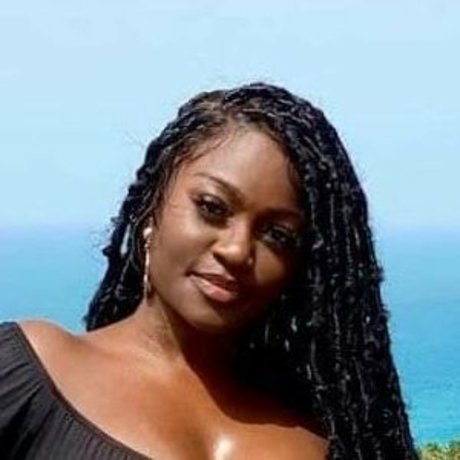 Babeth Lando star sexy picture