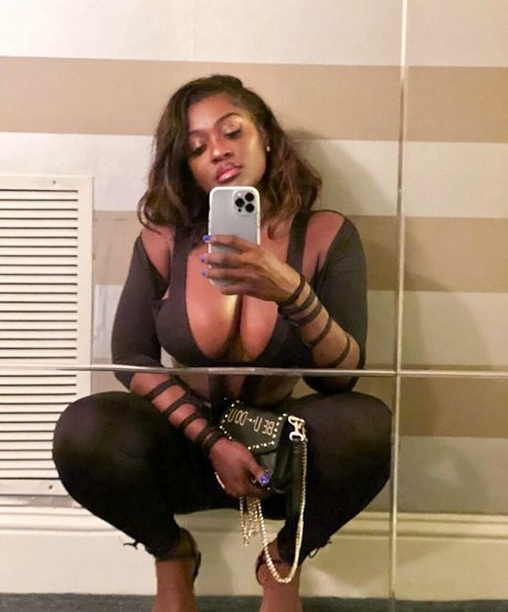 Babeth Lando adult star photos