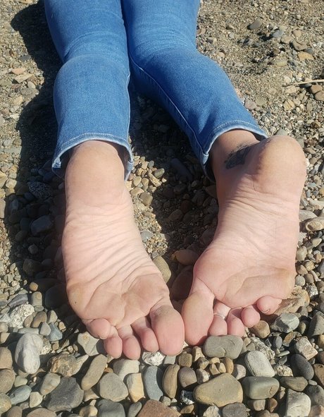 lilmisslongtoes7410 actress image