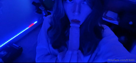 Fr3ddii sexy pornstar img