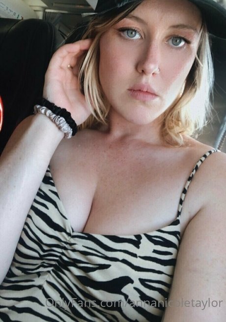 annanicoletaylor hot pornstar pics