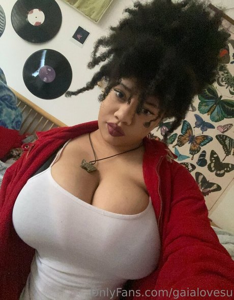 gaialovesu model hd picture