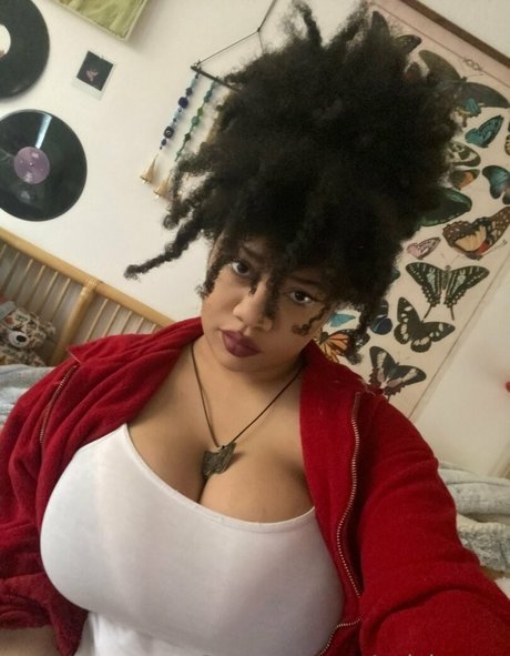 gaialovesu nude model pics