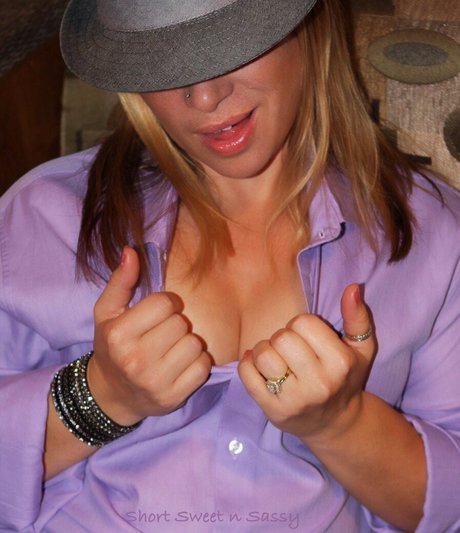 shortsweet n sassy pornstar free archive