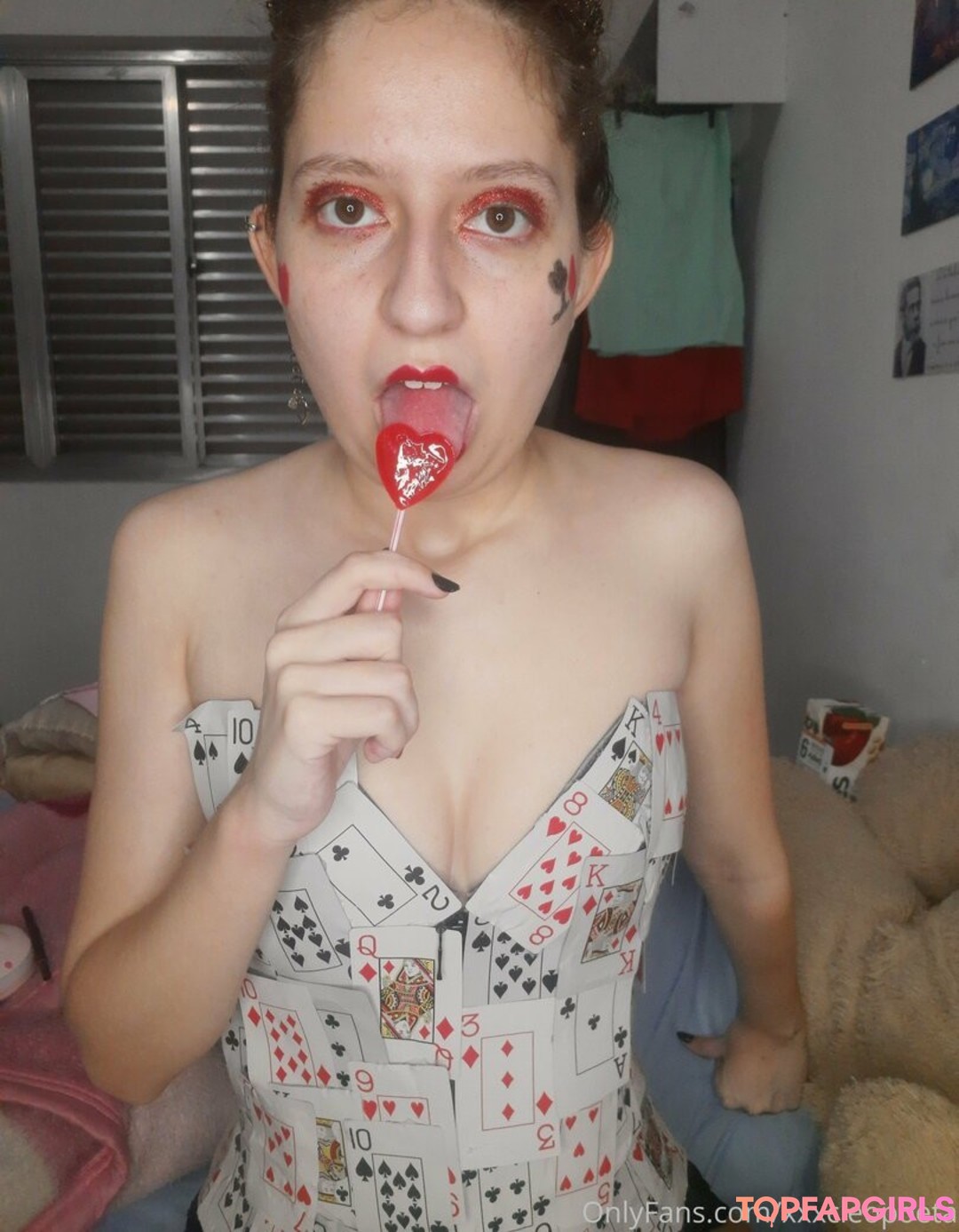 xxxcleopoeta erotic pornstar photo