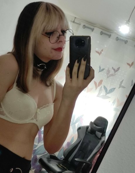 CherryShakeMin free model photos