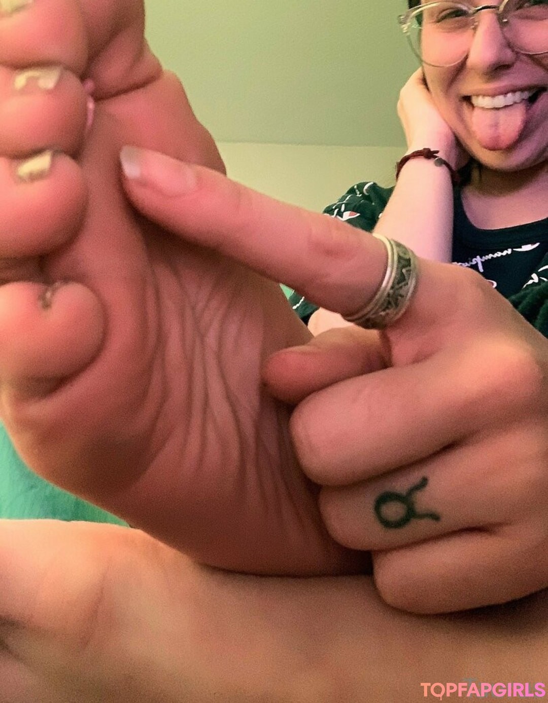 tastytaurustoes star xxx pictures