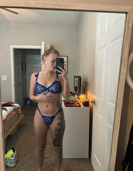 Lily Stalnaker star adult archive