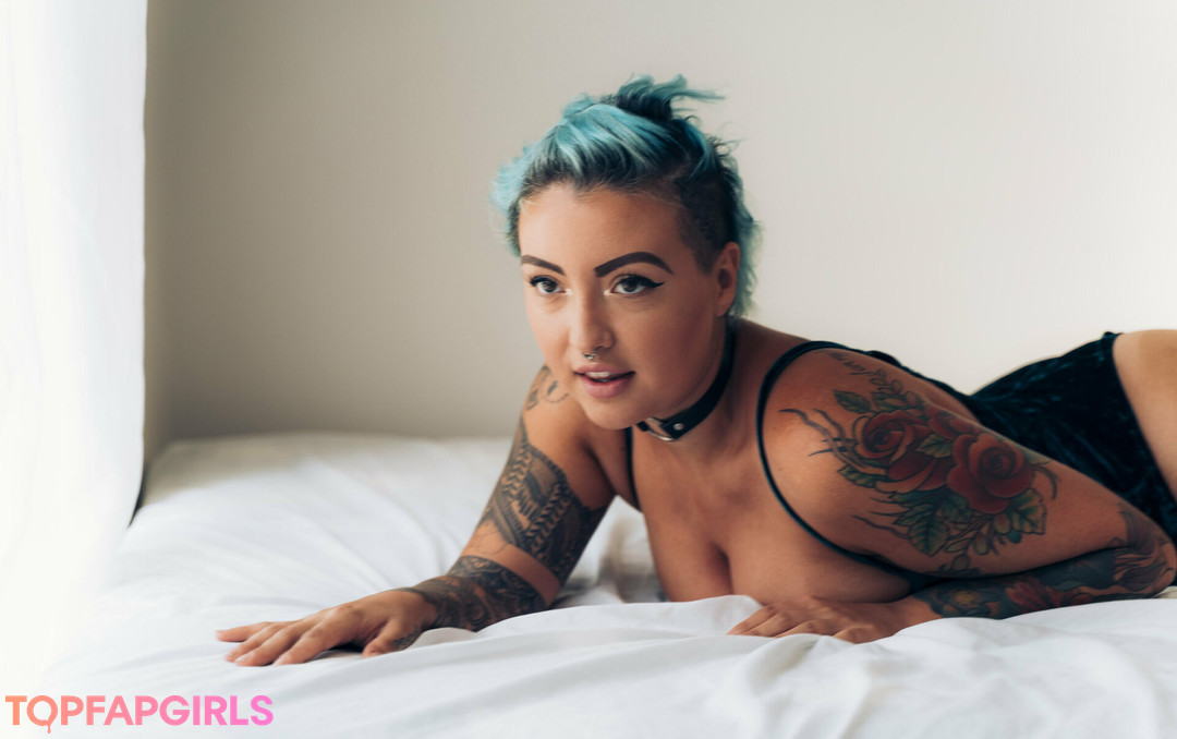 lunalynn26 nude model images