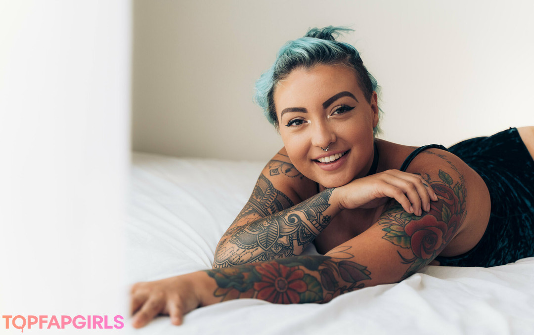 lunalynn26 pornstar naked picture