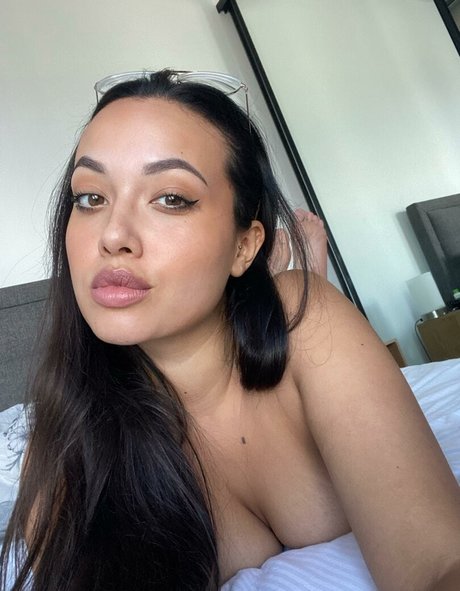 gigimarievip nude pornstar pics