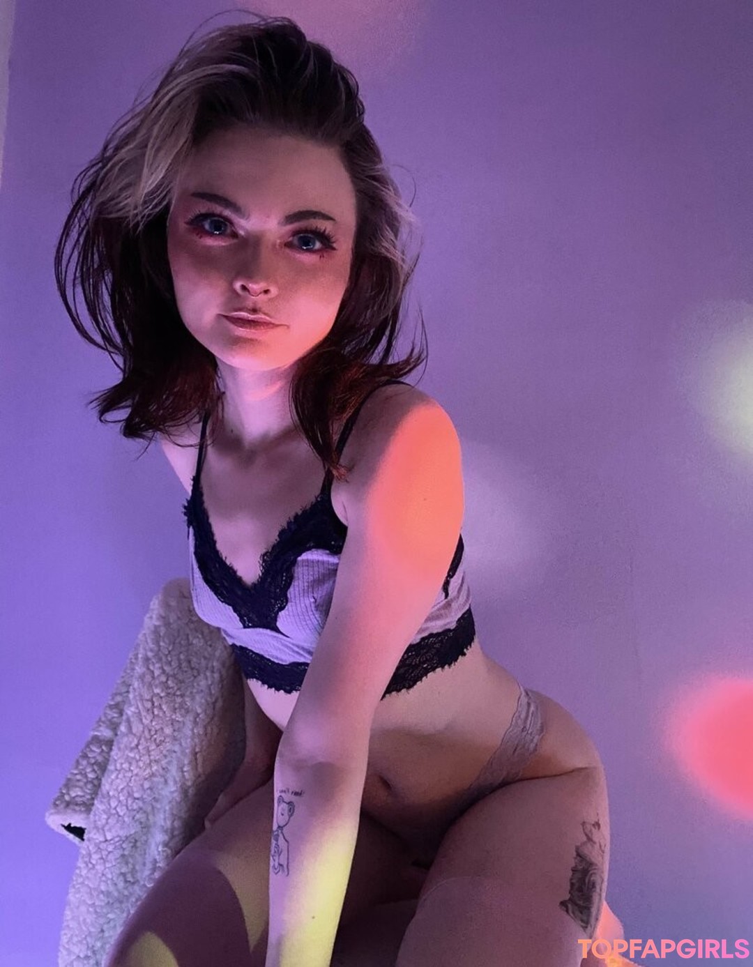 lovelybedhead beautiful actress photos