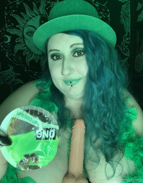 domisbomb star perfect archive