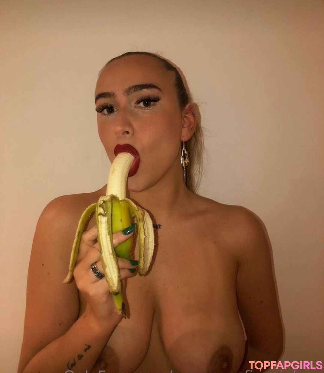 emma sofia nielsen pornstar naked archive