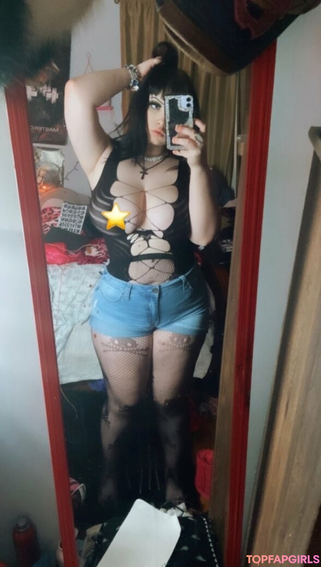 Toiletseatshawty2 model beautiful photos