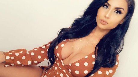 Mynameiszaraaa erotic actress photo