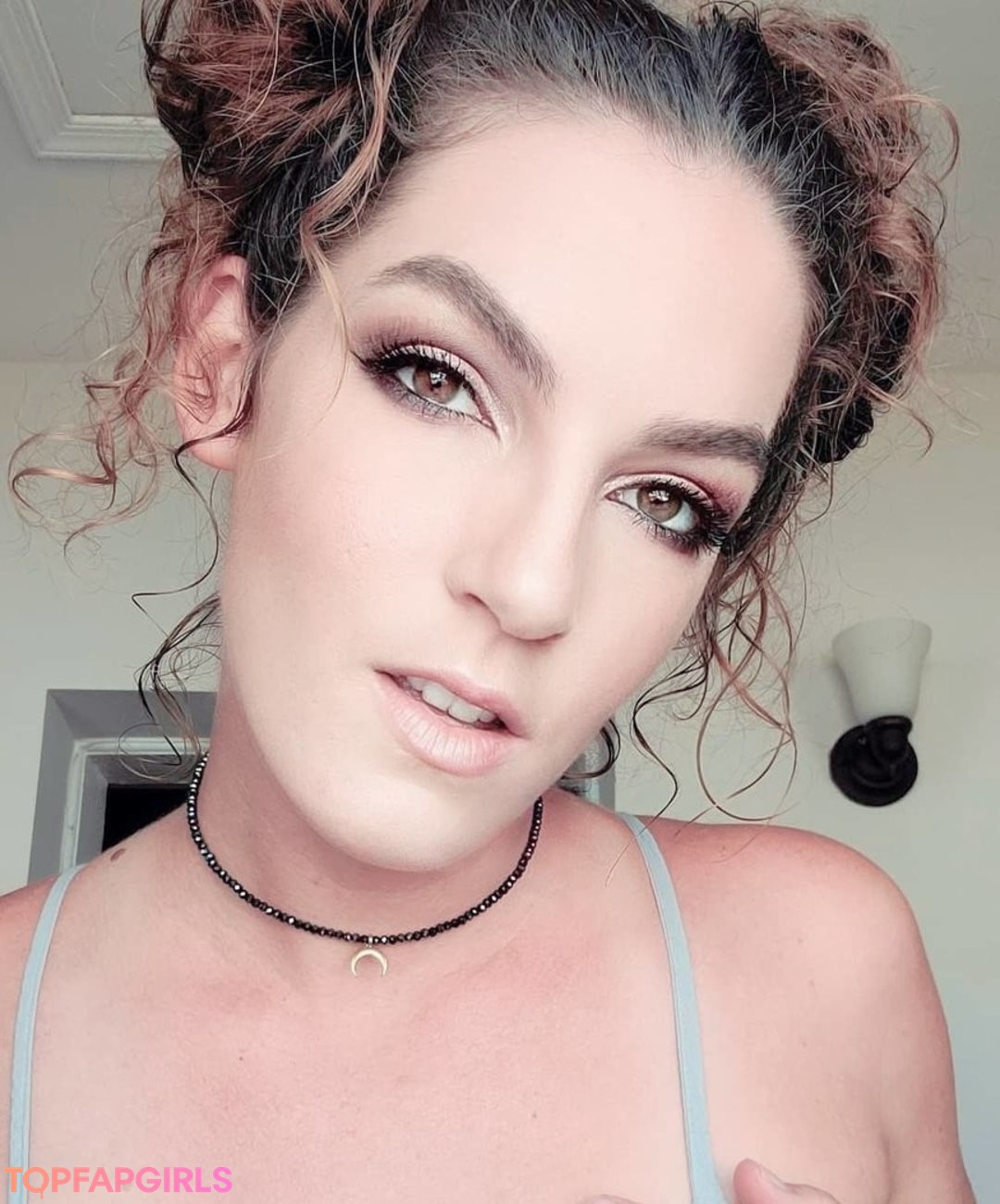 Stevie Macaroni hot star photos