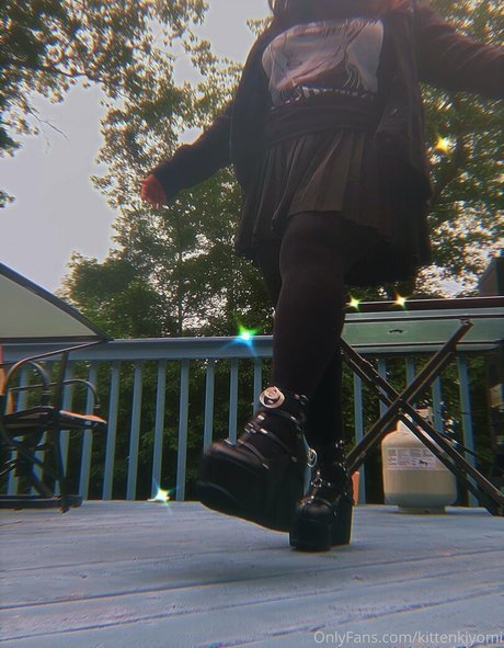 ebony cumshot onlyfans adult photo