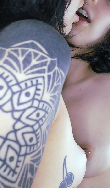 missblackcherry nude star gallery