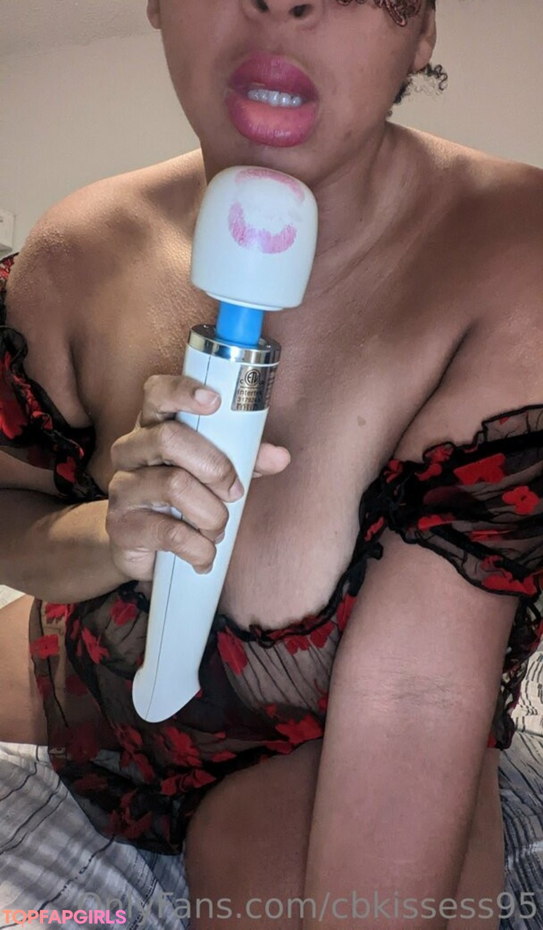 cbkissess95 adult model photos