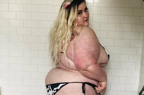 ivyisfree naked actress pictures