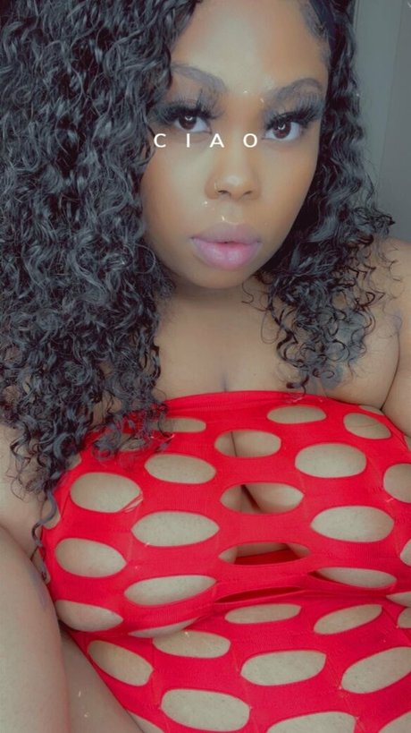 juicaaayyee adult model images