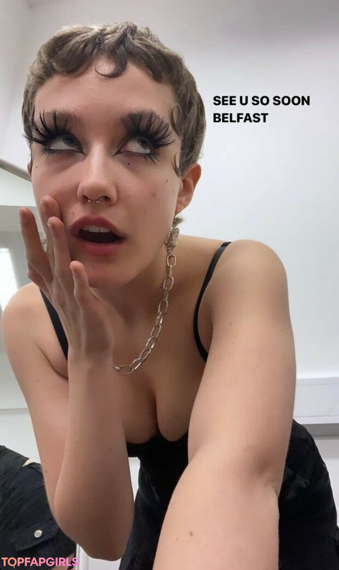 Chloe Moriondo sex pornstar photos