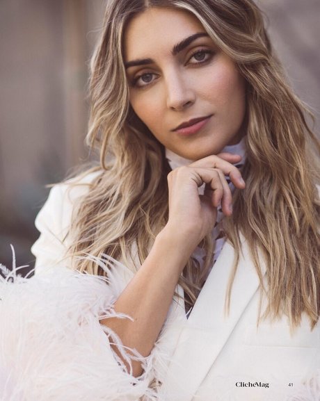 Emelia Hartford best model image