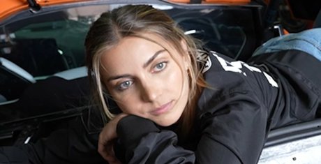 Emelia Hartford xxx model photo