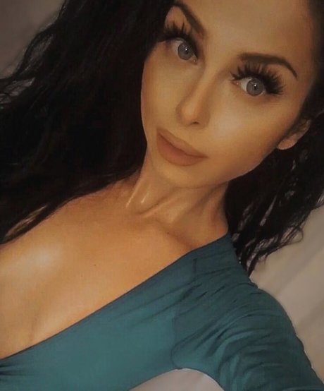 blonde cougar onlyfans hot porn pic