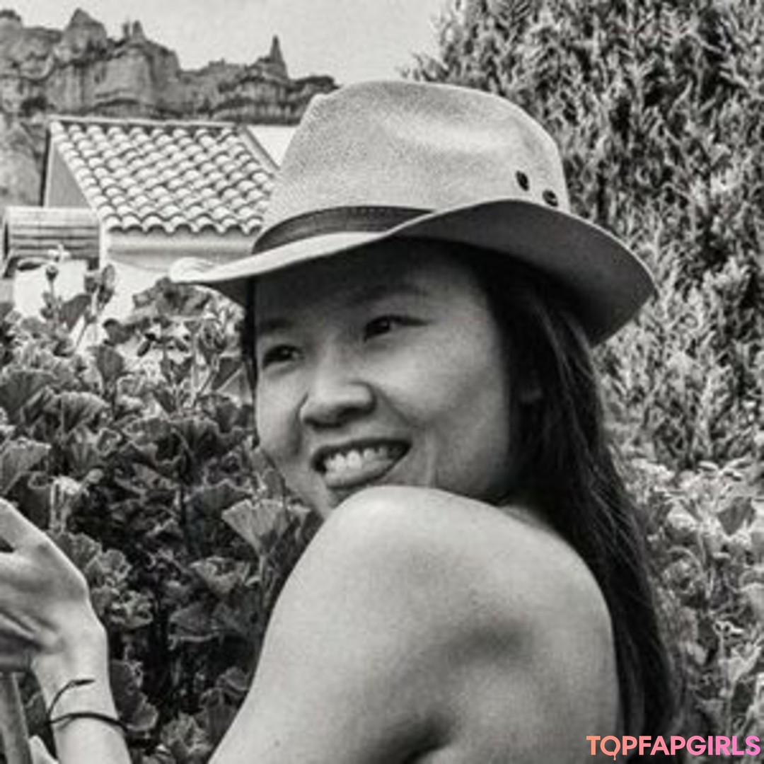 Theisabelproject nude actress pic