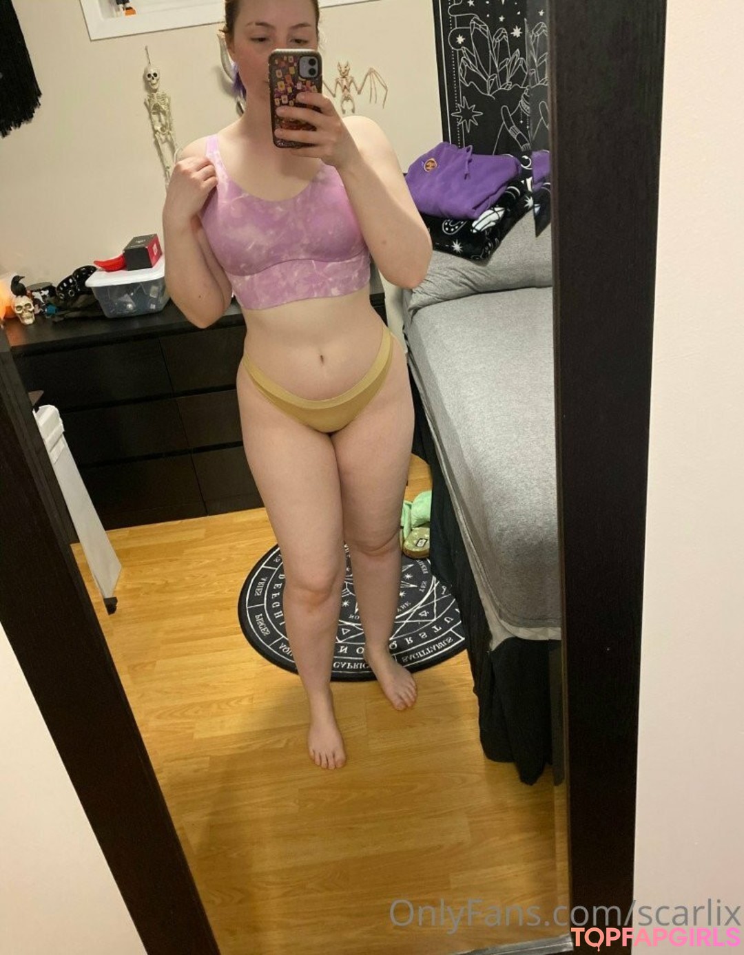 cum feet onlyfans beautiful pic