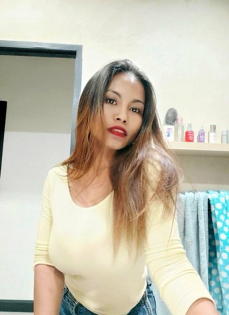 black tranny onlyfans free images