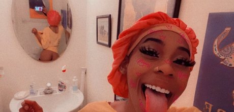 Urfavgirlfriend pornstar adult picture