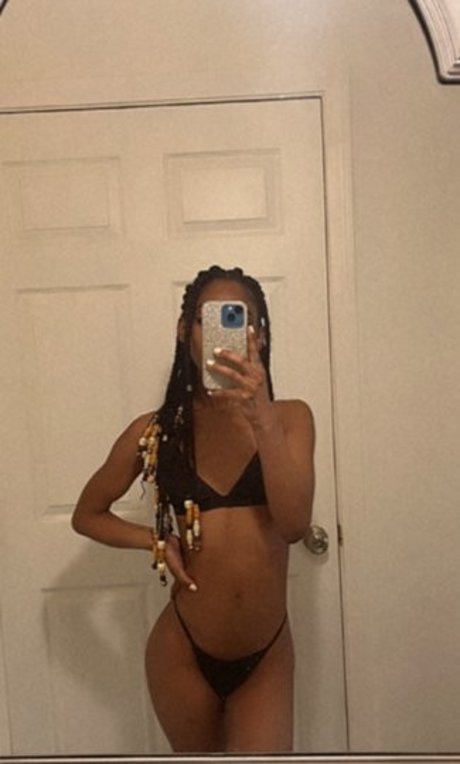 Urfavgirlfriend star exclusive img