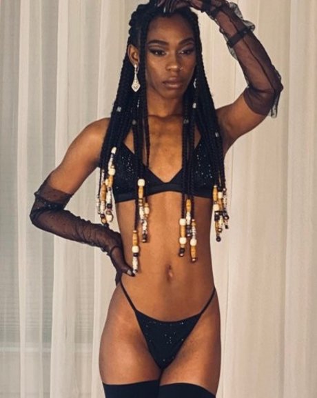 Urfavgirlfriend model porn photo