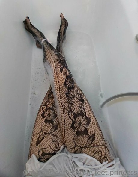 barbie feet princess naked model pictures