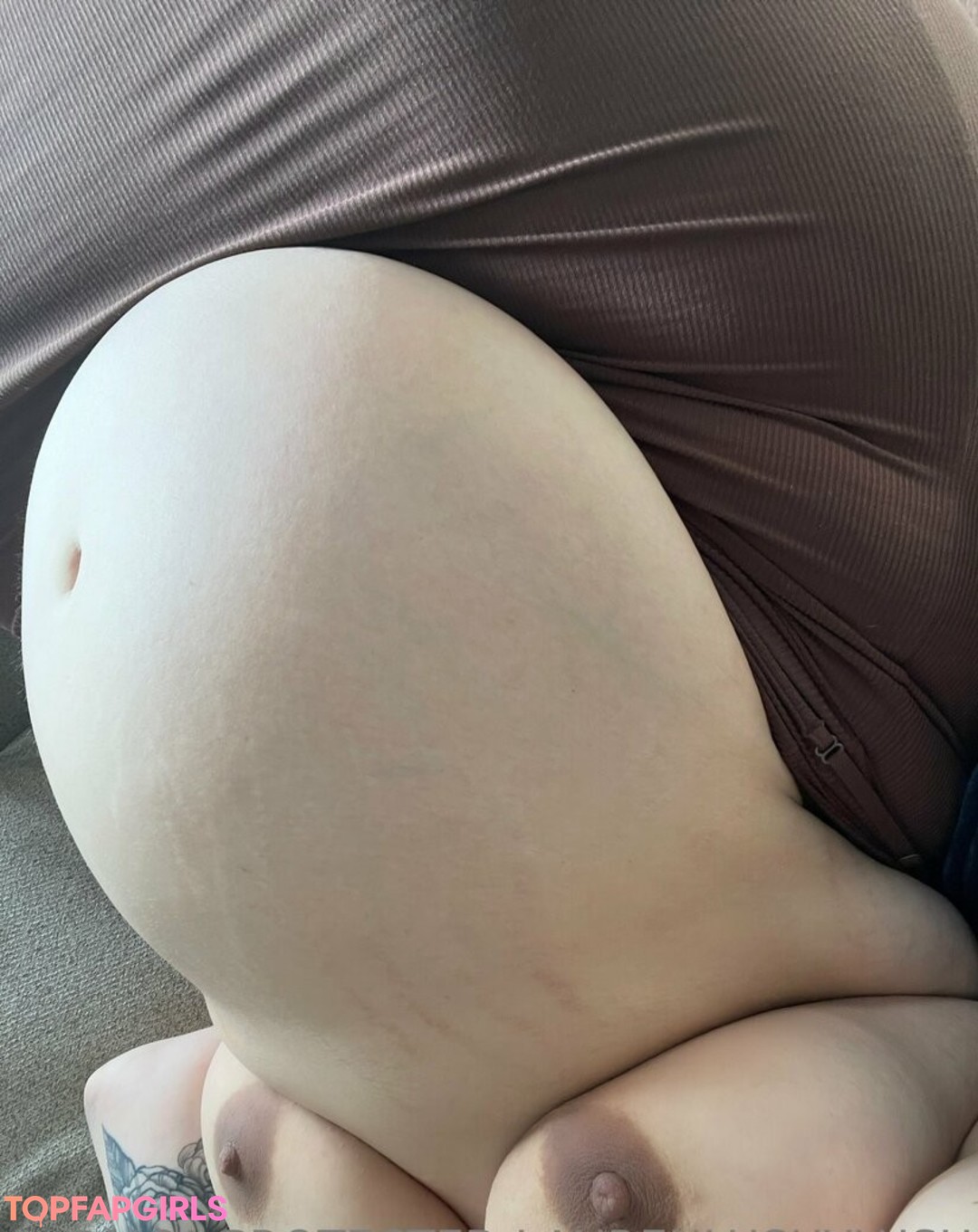 lauren lush star exclusive image