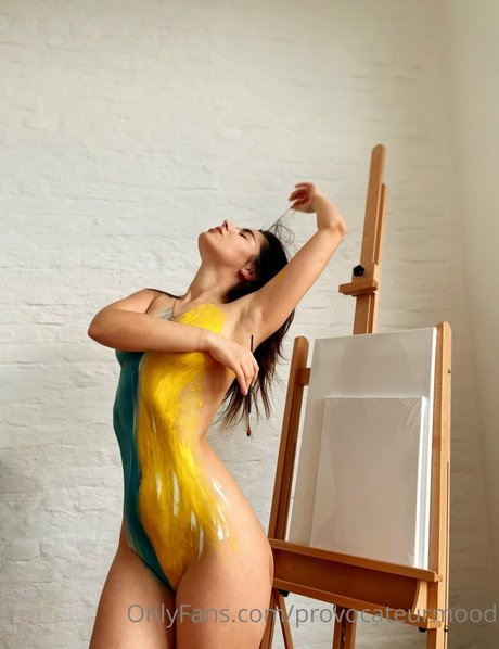 provocateurmood naked model images