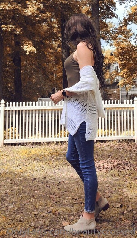 beautycrossed model xxx image