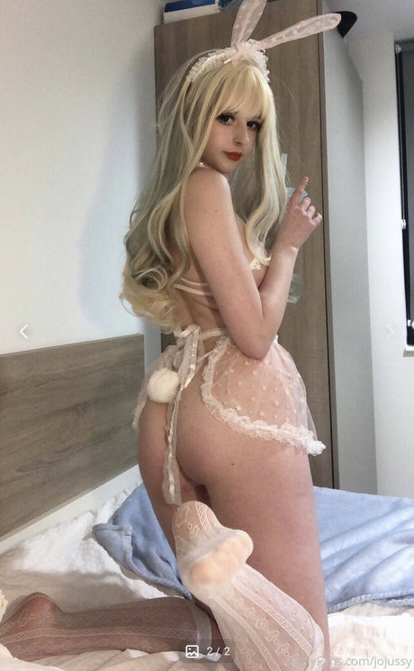 axaebe beautiful model photo