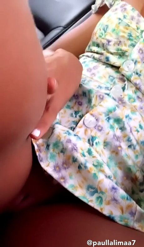 Paula Lima model top pictures