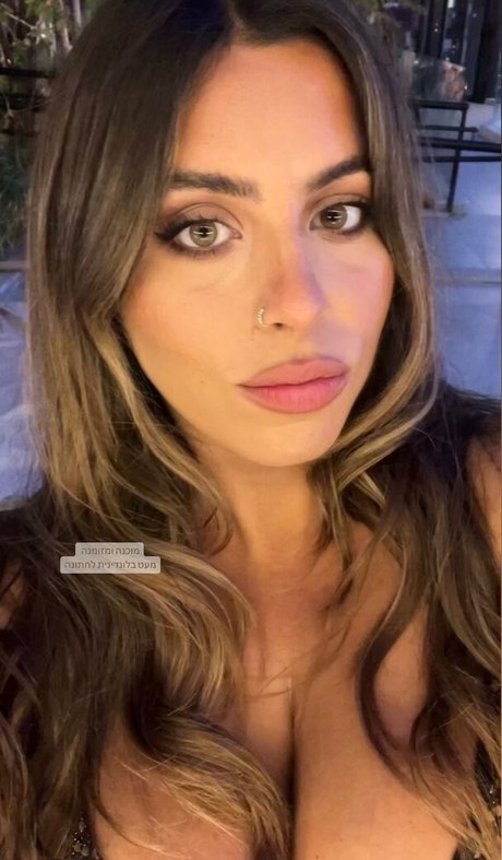 black hair milf onlyfans free sexy pic