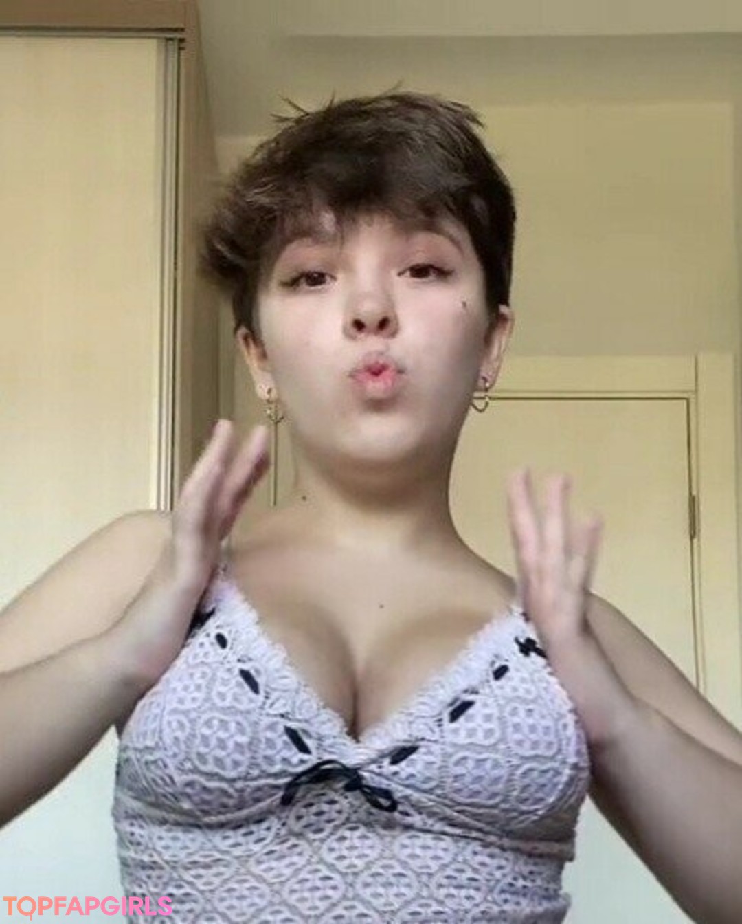 Taqueloe art pornstar img
