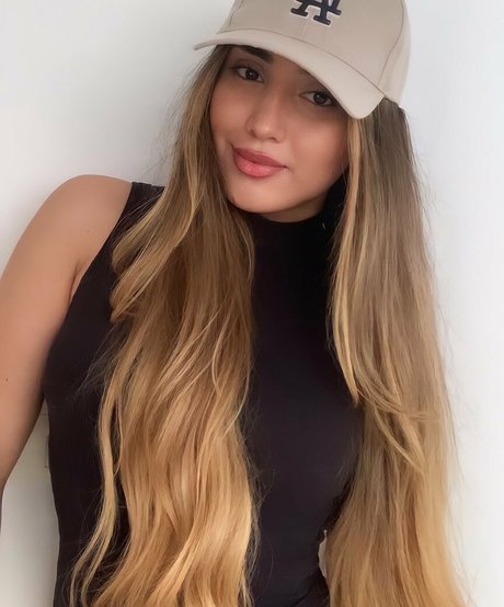 Sofia Ocampo star art archive