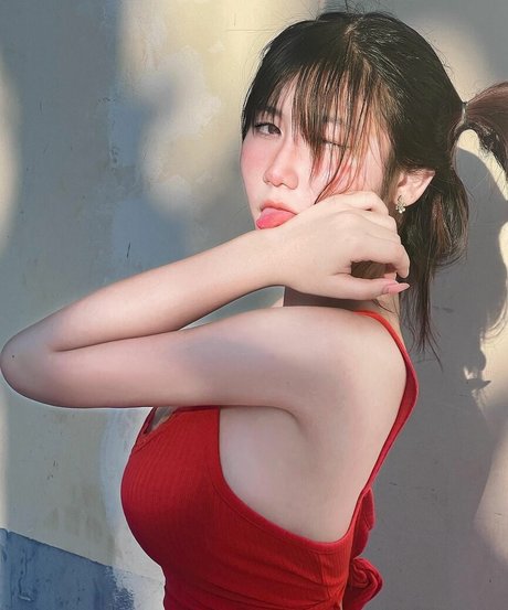 f manatsanan porn model archive