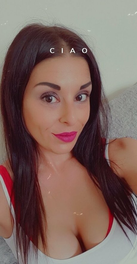 naughtyrebecca1 model hd galleries