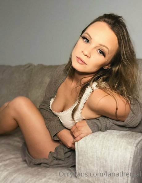 lanathereal model pornographic image